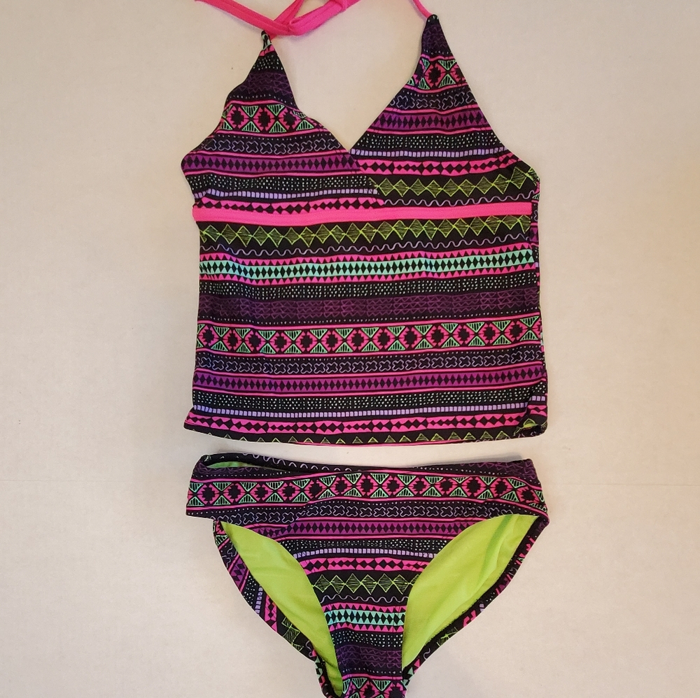 Girl's aztec print tankini 2-pc swimsuit Size  10/12